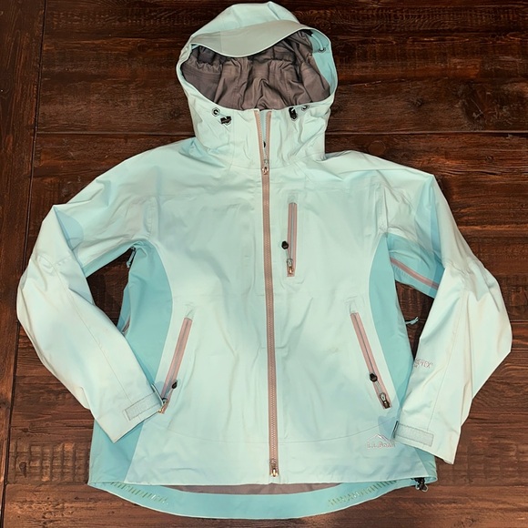 LLBean Gore-tex jacket / shell. Medium - Picture 1 of 8